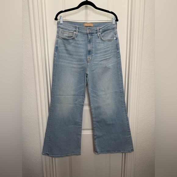 7 For All Mankind luxe vintage Light Blue wide leg crop jeans size 31 /25 inseam - Picture 2 of 7